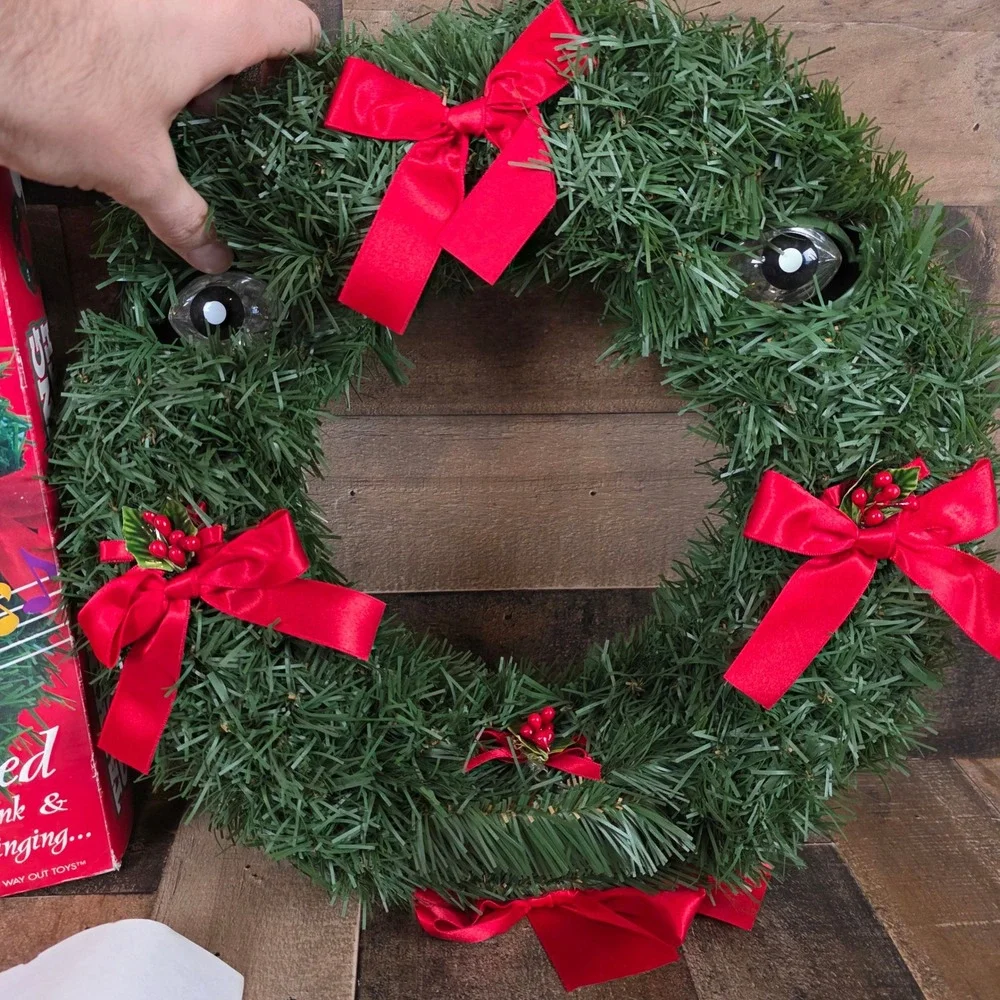 Talking Singing Christmas Wreath Motion Activated Way Out Toys 1997 Parts/Repair